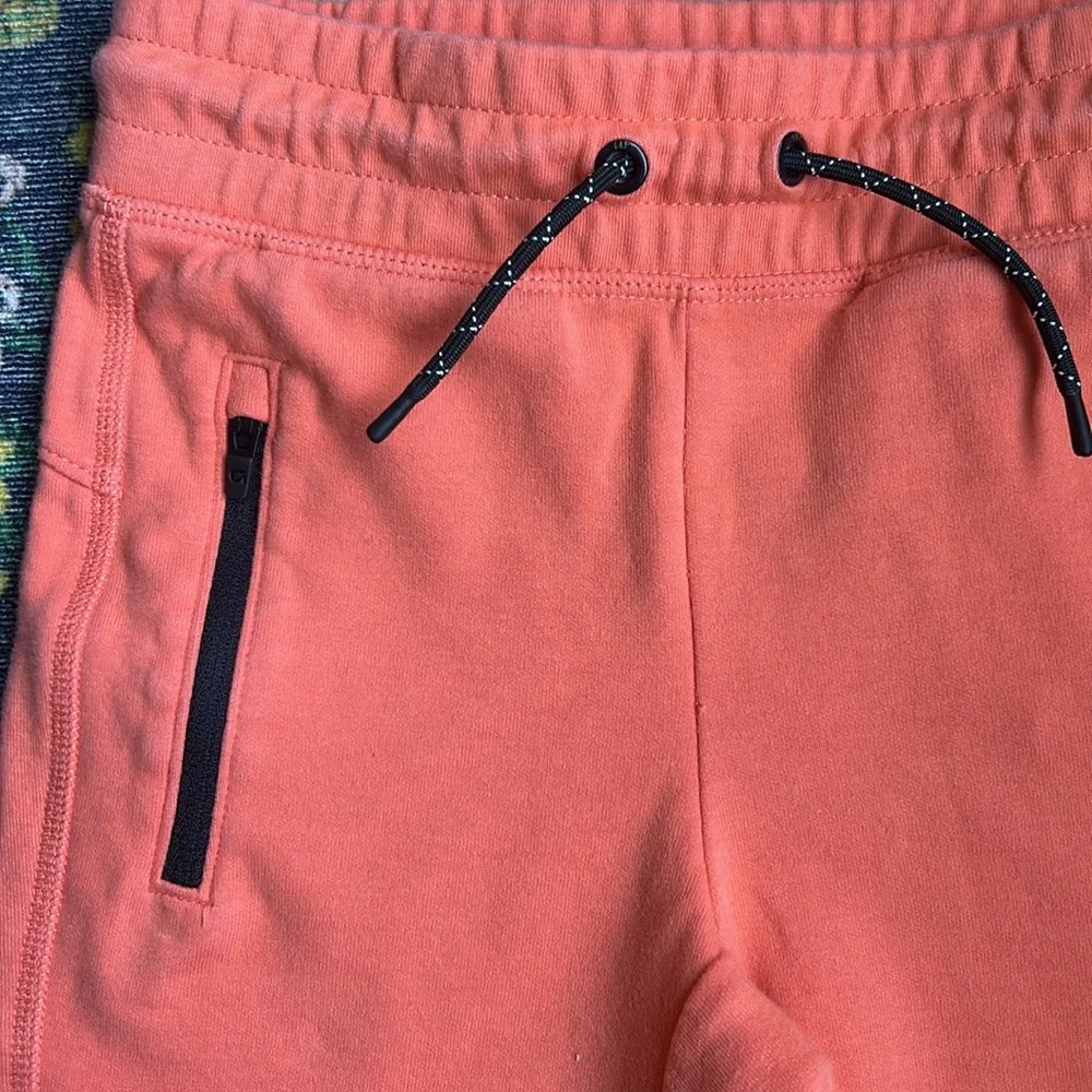 Gap Fit Boys Orange Tech Sweat Shorts, Size Small (6-7)